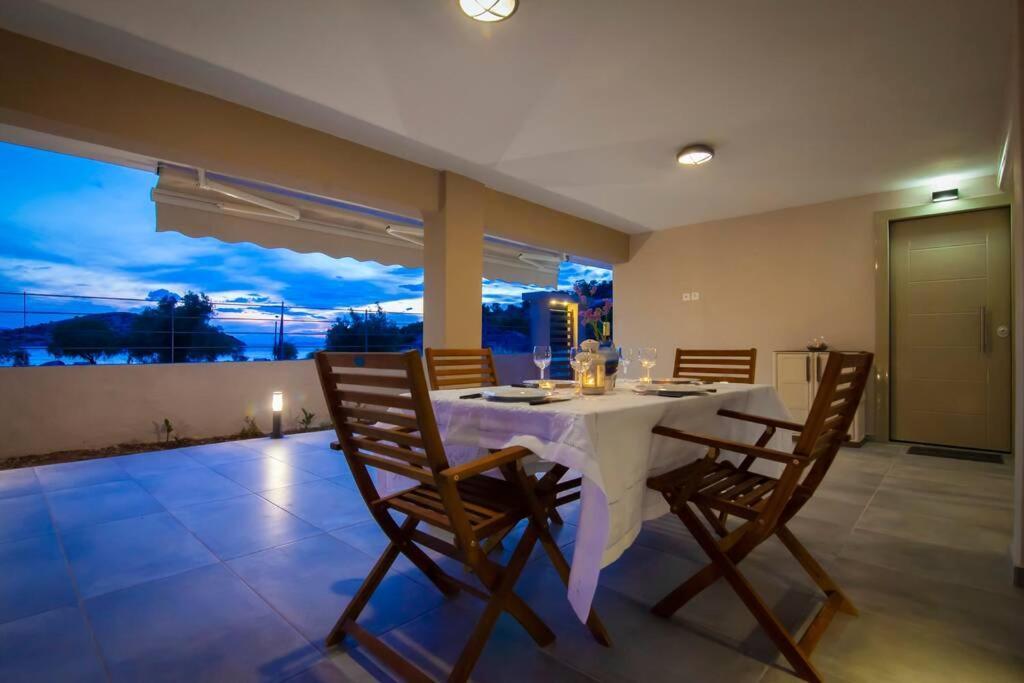 House On The Beach Salamis Exterior photo