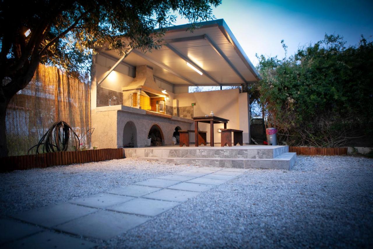 House On The Beach Salamis Exterior photo